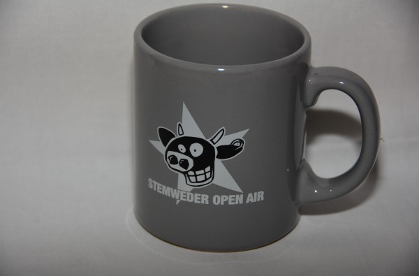 Becher in verschiedenen Farben