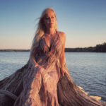 Hutkonzert mit Sofia Talvik (Schweden) – Americana / Folk mit schwedischen Wurzeln