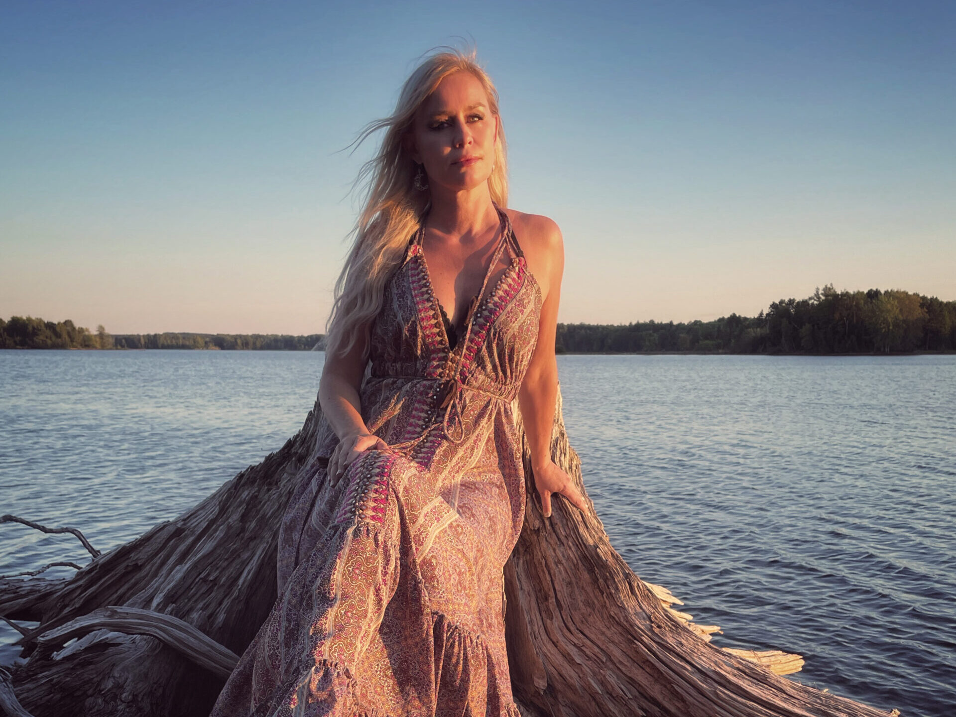 Hutkonzert mit Sofia Talvik (Schweden) – Americana / Folk mit schwedischen Wurzeln